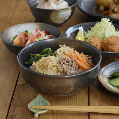 送料無料】備前焼のような作風で作られた和食器「黒備前」が揃ったセット