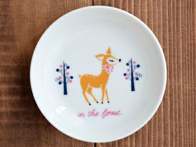 おしゃれな子供食器ブランドの小皿 ユニコーンなどの絵柄は女の子にオススメの人気食器