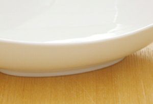 人気のリーフ型ボウル。パスタ皿、カレー皿、サラダボウルなどに 人気のリーフ型ボウル。パスタ皿、カレー皿、サラダボウルなどに