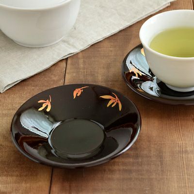 鮮やかなランの花が舞う茶托。煎茶碗や湯呑みに使えます。業務用・飲食店にもオススメ。