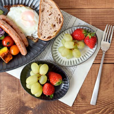 人気食器シリーズの新しい柄。しのぎストライプ模様が和食器 