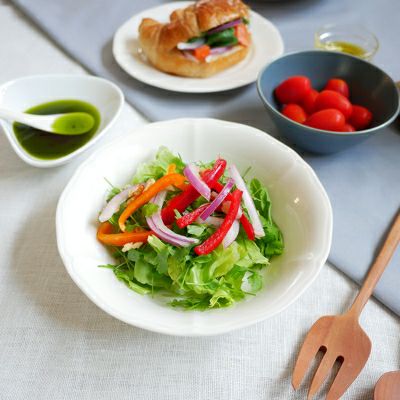 何にもでも使える、シンプルで上品なサラダボウル