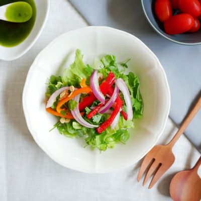 何にもでも使える、シンプルで上品なサラダボウル