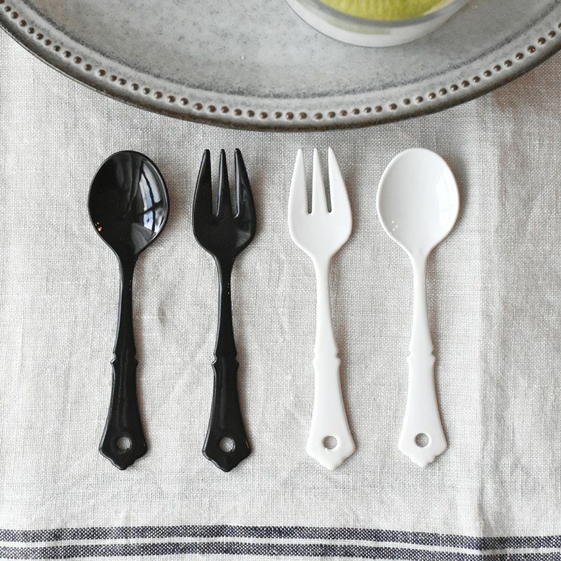 シリーズで揃えたくなる、スタイリッシュなカトラリー。