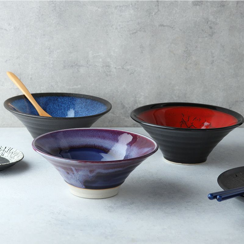 大明成化年製　どんぶり　お碗　直径約16cm 深さ約8cm 大明成化年製 どんぶり お碗 直径約16cm 深さ約8cm 大明