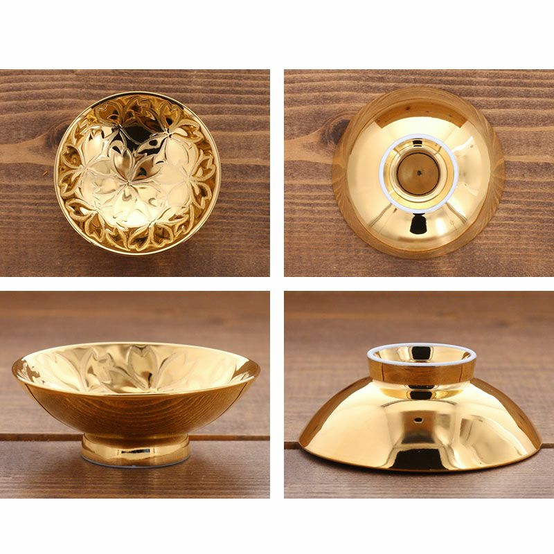 お祝い事や記念日に交わす盃に。