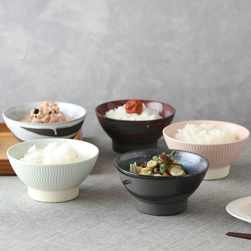 お気に入りの茶碗で和食を楽しむ お気に入りの茶碗で和食を楽しむ