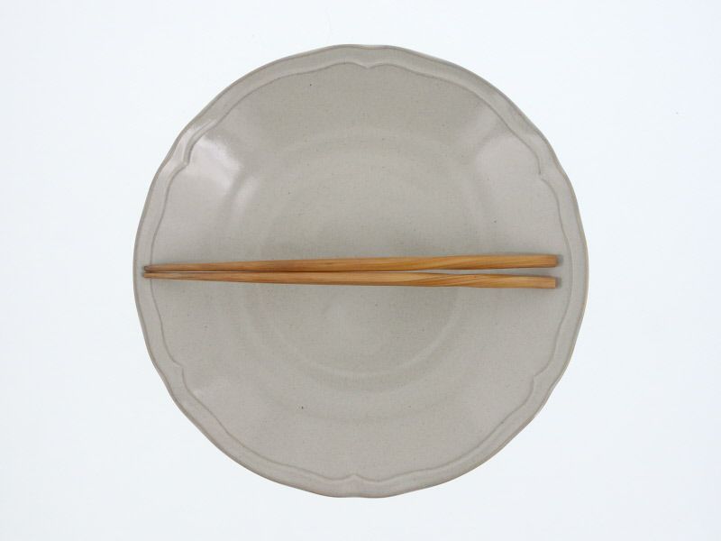 食卓を華やかに彩る花型のデザイン