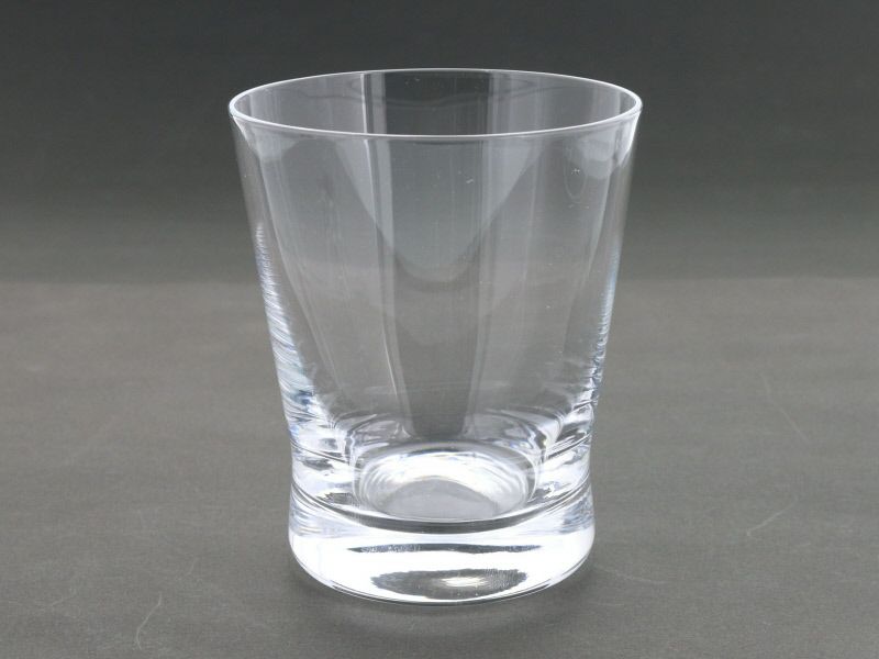 飲み口が広いシンプルなガラス製タンブラー 飲み口が広いシンプルなガラス製タンブラー