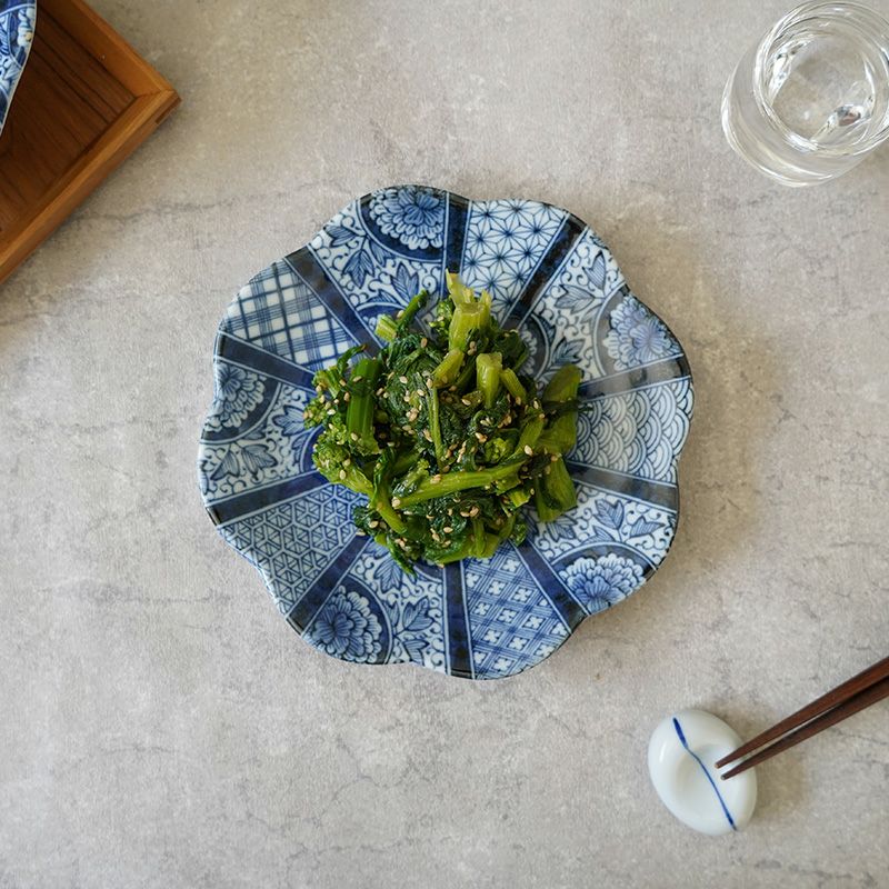 食卓を爽やかに彩るブルーのお皿6点セット