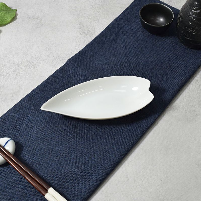桜型小鉢 17cm tinmi 青白磁
