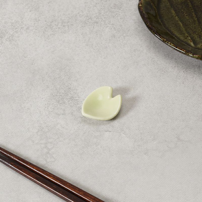 箸置き 花びら 若葉