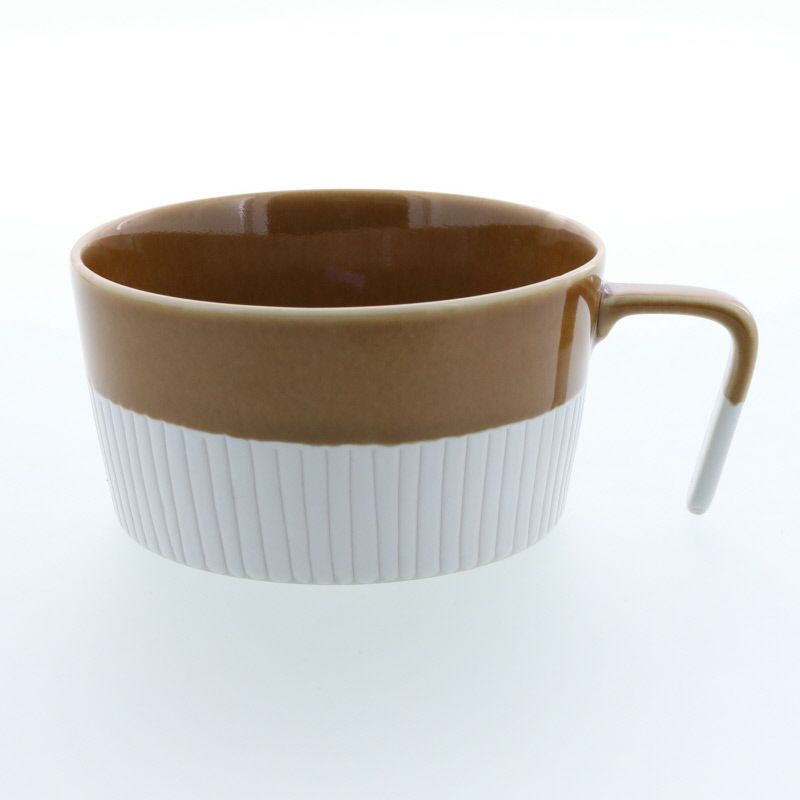 やわらかな風合いが心地よい、毎日のスープに寄り添うカップ。