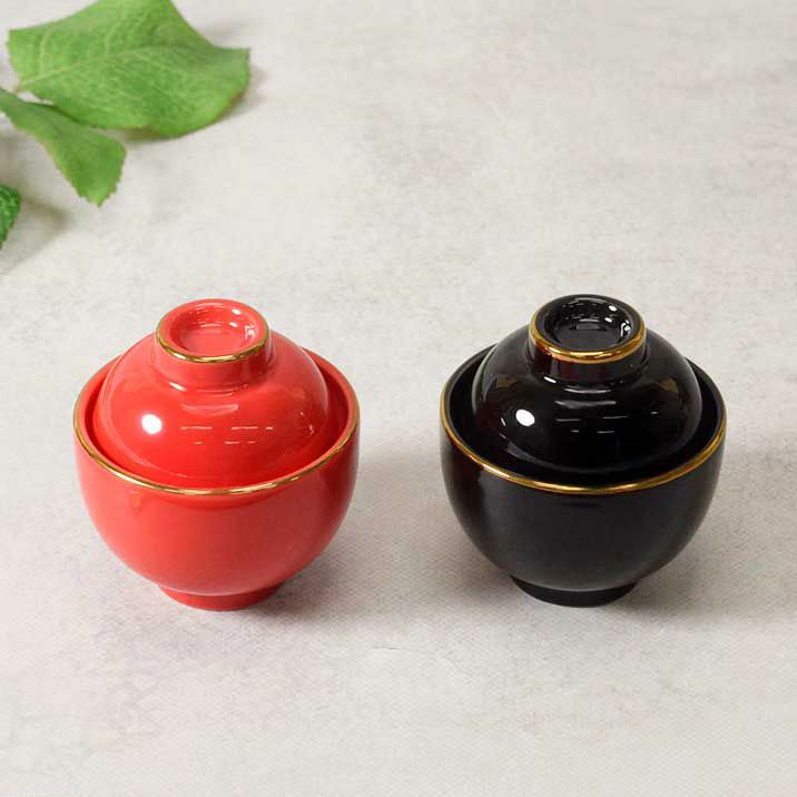 上品な佇まいが食卓を整える小さな蓋付きお椀